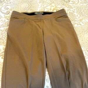 Dark olive skinny pants. 89th & Madison. Size PM
